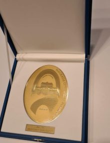 Head of DIH UM receives Award for outstanding achievements, accomplishments and merits in the field of scientific research and education